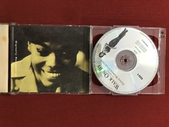CD Duplo - Dionne Warwick - Walk On By - Importado - Sebo Mosaico - Livros, DVD's, CD's, LP's, Gibis e HQ's