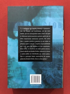 Livro - A Moda Imita A Vida - André Carvalhal - Ed. Senac - comprar online