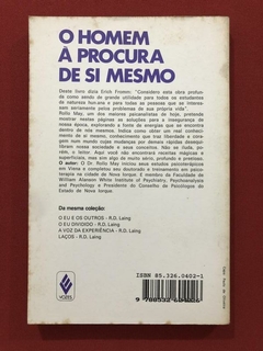 Livro - O Homem À Procura De Si Mesmo - Rollo May - Vozes - comprar online