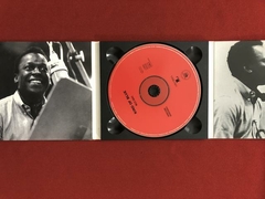 CD - Miles Davis - Kind Of Blue - So What - Importado na internet