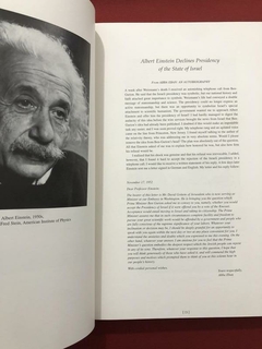 Livro - Einstein's 1912 Manuscript On The Special Theory Of Relativity - Sebo Mosaico - Livros, DVD's, CD's, LP's, Gibis e HQ's