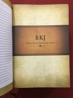 Livro - BKJ - Bíblia King James 1611 Com Estudo Holman - Seminovo na internet