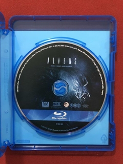 Blu-Ray - Aliens: O Resgate - James Cameron - Seminovo na internet