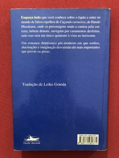 Livro- Caçando Carneiros- Haruki Murakami- Estação Liberdade - comprar online