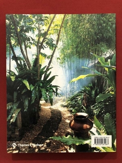 Livro- The Tropical Garden - William Warren- Thames & Hudson - comprar online
