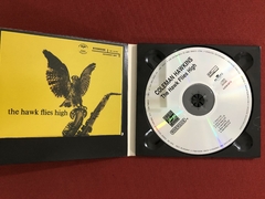 CD - Coleman Hawkins - The Hawk Flies High - Nacional - Semi na internet