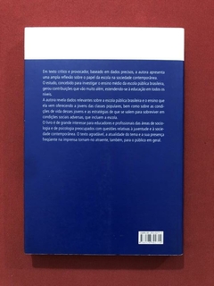 Livro - Escola E Juventude - Regina Magalhães De Souza - comprar online