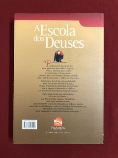 Livro - A Escolha Dos Deuses - Stefano Elio D'Anna - Seminovo - comprar online