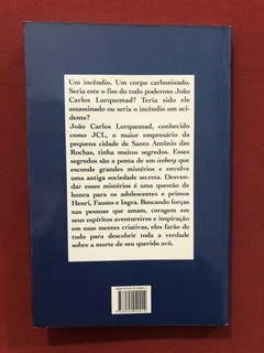 Livro - Triângulo De Fogo - Carlos Augusto Segato - Saraiva - comprar online