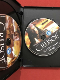 DVD Triplo - Crusoe - Sean Bean/ Sam Neill - Import - Semin - Sebo Mosaico - Livros, DVD's, CD's, LP's, Gibis e HQ's