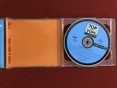 CD Duplo- Top Of The Pops '99 Volume Two - Importado - Semin - Sebo Mosaico - Livros, DVD's, CD's, LP's, Gibis e HQ's