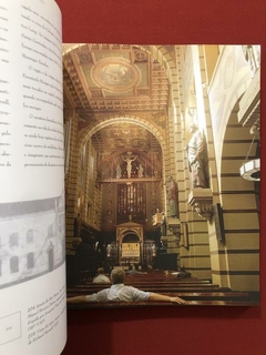Livro - Igrejas Paulistas: Barroco E Rococó - Percival Tirapeli - Seminovo - Sebo Mosaico - Livros, DVD's, CD's, LP's, Gibis e HQ's