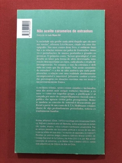 Livros - Não Aceite Caramelos De Estranhos - Andrea Jeftanovic - Seminovo - comprar online