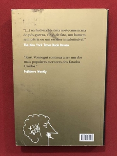Livro - Um Homem Sem Pátria - Kurt Vonnegut - Seminovo - comprar online