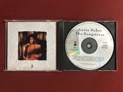 CD - Anita Baker - The Songstress - Importado - Seminovo na internet