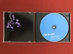 CD - Men At Work - Contraband: The Best Of - Seminovo na internet