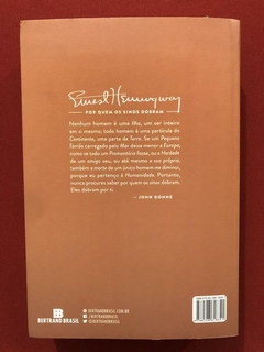Livro - Por Quem Os Sinos Dobram - Ernest Hemingway - comprar online