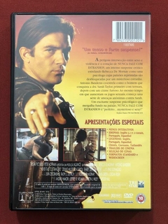 DVD - Nunca Fale Com Estranhos - Antonio Banderas - Seminovo - comprar online