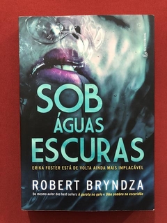 Livro- Sob Águas Escuras- Robert Bryndza - Gutenberg - Semin