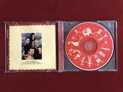 CD - Red Hot Chili Peppers - One Hot Minute - Importado na internet