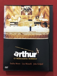 DVD - Arthur: O Milionário Sedutor - Dudley Moore - Seminovo