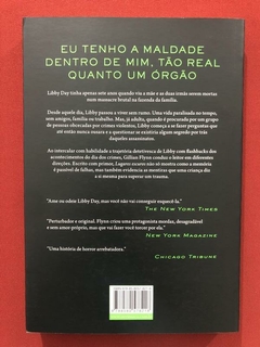 Livro - Lugares Escuros - Gillian Flynn - Intrínseca - Seminovo - comprar online