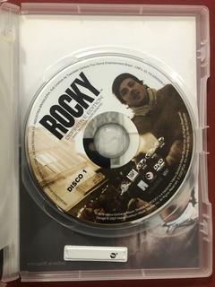 DVD Duplo - Rocky - Sylvester Stallone - Seminovo - Sebo Mosaico - Livros, DVD's, CD's, LP's, Gibis e HQ's