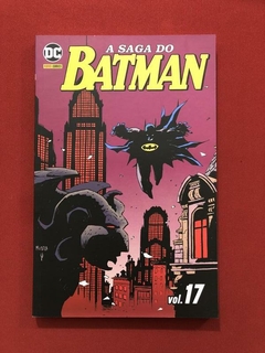 HQ - A Saga Do Batman - Vol. 17 - Panini Comics - Seminovo