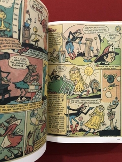 Livro - A Smithsonian Book Of Comic-Book Comics - Capa Dura - loja online