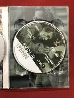 Imagem do DVD - A Arte De Arthur Penn - 2 Discos - Versátil - Seminovo