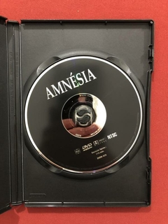 DVD - Amnésia - Guy Pearce - Carrie-Anne Moss - Seminovo - comprar online