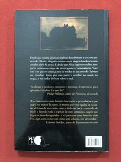 Livro - Coraline - Neil Gaiman - Editora Rocco - Seminovo - comprar online