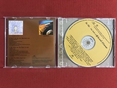 CD - Sinead O'Connor - So Far... The Best Of - Seminovo na internet