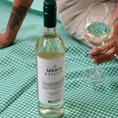 Imagem do Vinho Miolo Reserva Tinto Branco Seco Sabores Garrafa 750ml