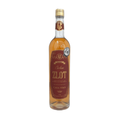 Cachaça Zlot Ouro Amburana 750ml