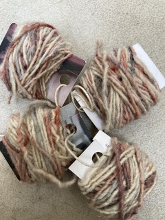 Hilo de lana para bordar - Taller Textil Dos Coyotes