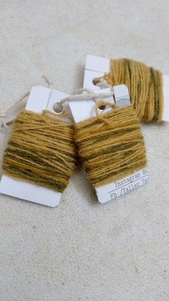 Imagen de Hilo de lana extra fino para bordar