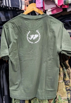 Remera Malvinas Siempre 1982 Verde en internet