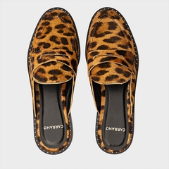 MULE FLAT REBITES PELO ANIMAL PRINT LEOPARD CARRANO 214029 - PISTA LIVRE