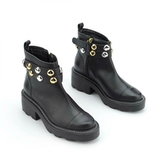 BOTA TRATORADA TACHEADA FERRUCCI 2412405 - comprar online