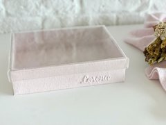 Caixa M Rosa com Tampa de Acrílico na internet