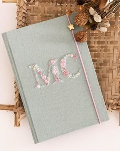 Caderno Pequeno Monograma Floral Menta