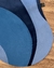Imagem do Tapete Sereno | Bordas Orgânicas | Veludo Gold Azul Marinho, Azul Profundo e Azul Celeste