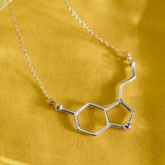 Colgante Serotonina en internet