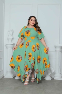 Vestido Lary Assimétrico Plus Size