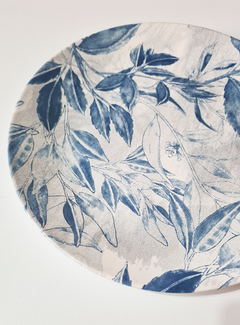 Prato Raso Azul Folhagens em Cerâmica Fosca - comprar online