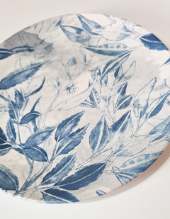 Prato Raso Azul Folhagens em Cerâmica Fosca na internet