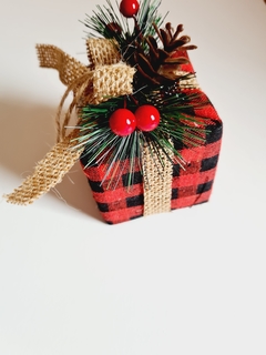 Enfeite Decorativo para Árvore de Natal Caixa de Presente Xadrez - loja online