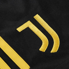 Kit Juventus Titular Adidas 2023/24 - Infantil - By Playsport