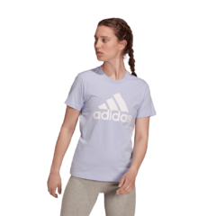 Remera Adidas Loungewear Essentials Logo - Mujer